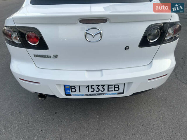 Белый Мазда 3, объемом двигателя 1.6 л и пробегом 165 тыс. км за 7500 $, фото 16 на Automoto.ua