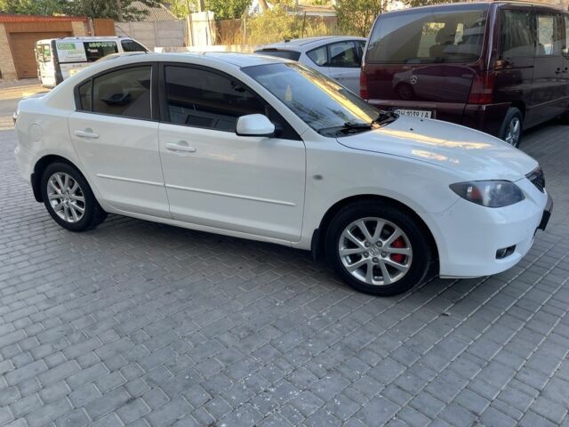 Белый Мазда 3, объемом двигателя 1.6 л и пробегом 215 тыс. км за 5350 $, фото 2 на Automoto.ua