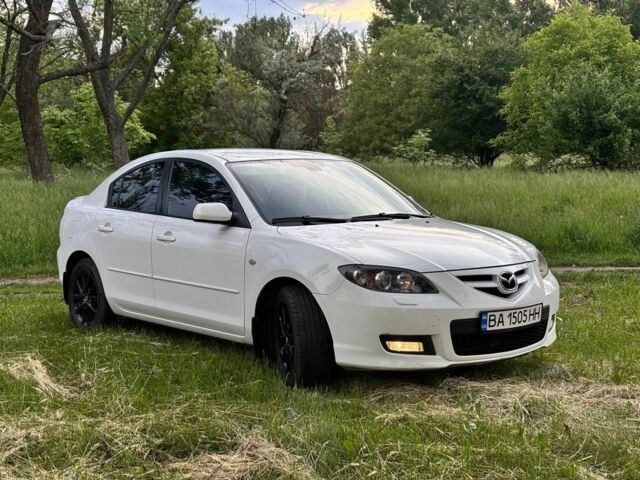 Белый Мазда 3, объемом двигателя 1.6 л и пробегом 190 тыс. км за 6500 $, фото 6 на Automoto.ua