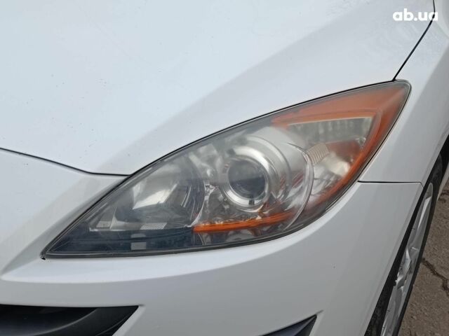 Білий Мазда 3, об'ємом двигуна 1.6 л та пробігом 130 тис. км за 7790 $, фото 5 на Automoto.ua