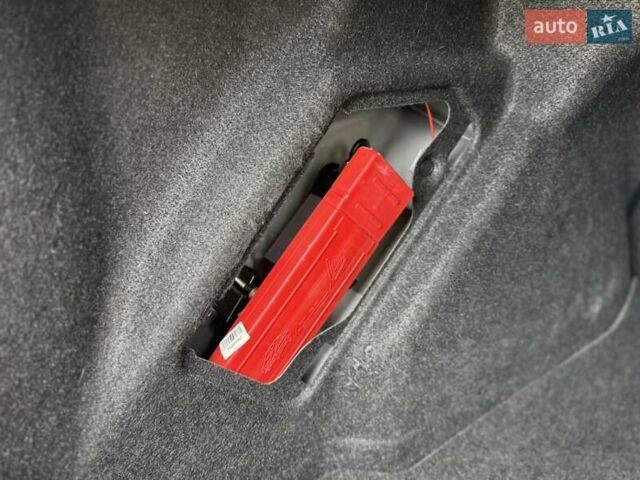 Білий Мазда 3, об'ємом двигуна 1.6 л та пробігом 170 тис. км за 9200 $, фото 31 на Automoto.ua