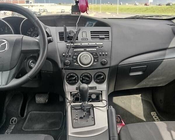 Білий Мазда 3, об'ємом двигуна 2 л та пробігом 230 тис. км за 6700 $, фото 7 на Automoto.ua