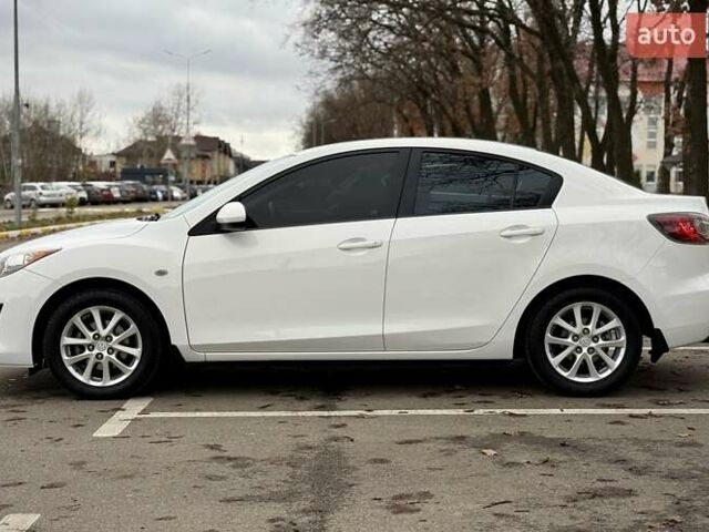 Білий Мазда 3, об'ємом двигуна 1.6 л та пробігом 170 тис. км за 9200 $, фото 7 на Automoto.ua