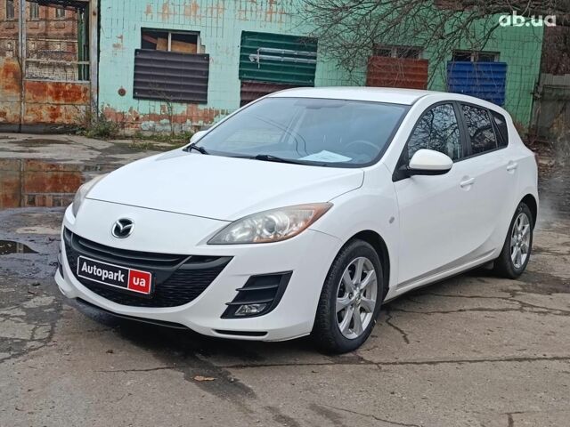 Білий Мазда 3, об'ємом двигуна 1.6 л та пробігом 130 тис. км за 7790 $, фото 3 на Automoto.ua