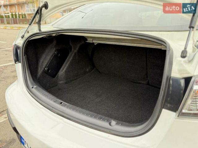 Білий Мазда 3, об'ємом двигуна 1.6 л та пробігом 170 тис. км за 9200 $, фото 29 на Automoto.ua