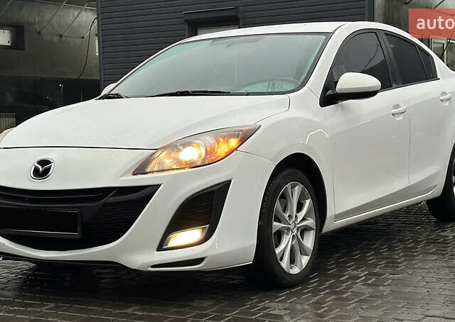 Белый Мазда 3, объемом двигателя 2.5 л и пробегом 187 тыс. км за 8500 $, фото 3 на Automoto.ua