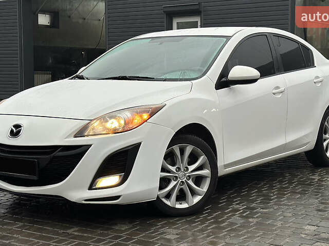 Белый Мазда 3, объемом двигателя 2.5 л и пробегом 187 тыс. км за 8500 $, фото 2 на Automoto.ua