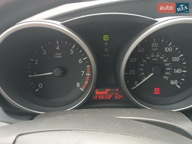 Белый Мазда 3, объемом двигателя 2 л и пробегом 137 тыс. км за 6500 $, фото 1 на Automoto.ua