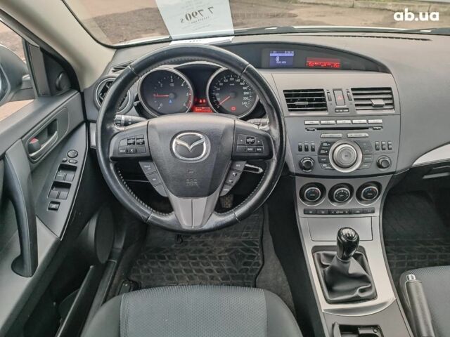 Білий Мазда 3, об'ємом двигуна 1.6 л та пробігом 130 тис. км за 7790 $, фото 14 на Automoto.ua