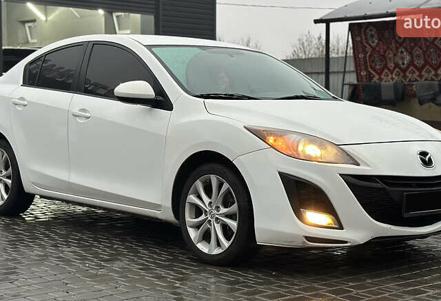 Белый Мазда 3, объемом двигателя 2.5 л и пробегом 187 тыс. км за 8500 $, фото 10 на Automoto.ua