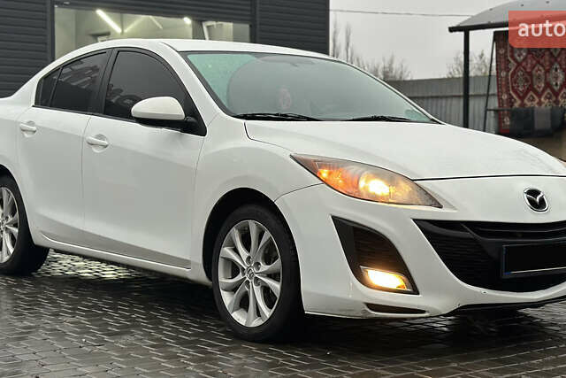 Белый Мазда 3, объемом двигателя 2.5 л и пробегом 187 тыс. км за 8500 $, фото 9 на Automoto.ua