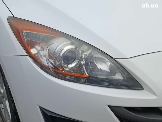 Білий Мазда 3, об'ємом двигуна 1.6 л та пробігом 130 тис. км за 7790 $, фото 6 на Automoto.ua