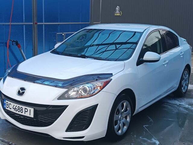 Белый Мазда 3, объемом двигателя 2 л и пробегом 137 тыс. км за 6499 $, фото 1 на Automoto.ua