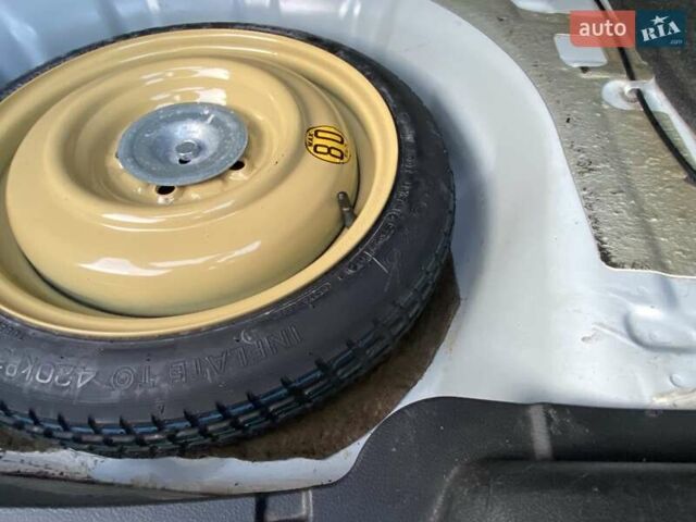 Белый Мазда 3, объемом двигателя 1.6 л и пробегом 140 тыс. км за 9700 $, фото 36 на Automoto.ua