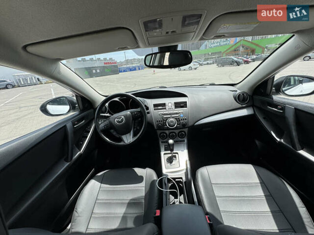 Белый Мазда 3, объемом двигателя 1.6 л и пробегом 180 тыс. км за 9350 $, фото 42 на Automoto.ua