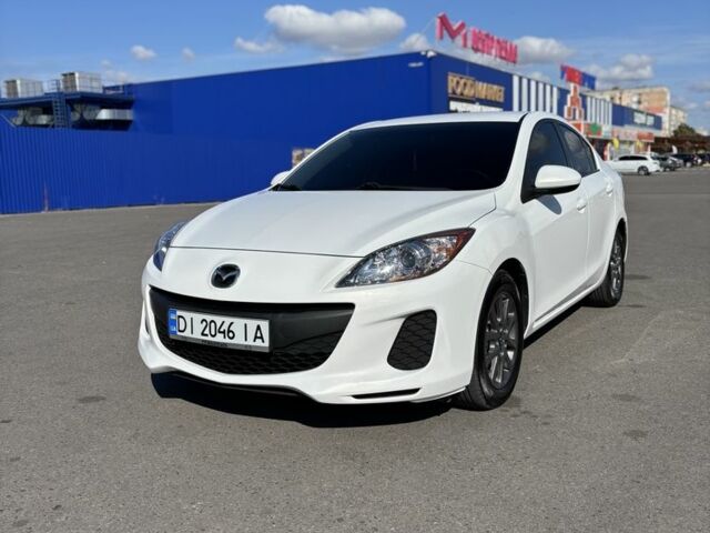 Белый Мазда 3, объемом двигателя 2 л и пробегом 155 тыс. км за 8500 $, фото 1 на Automoto.ua