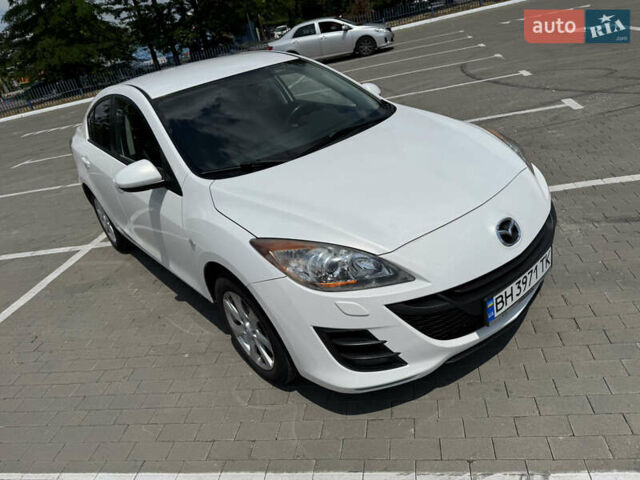 Белый Мазда 3, объемом двигателя 1.6 л и пробегом 180 тыс. км за 9350 $, фото 12 на Automoto.ua