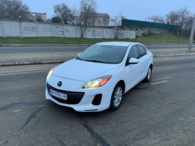 Белый Мазда 3, объемом двигателя 2 л и пробегом 177 тыс. км за 7500 $, фото 7 на Automoto.ua