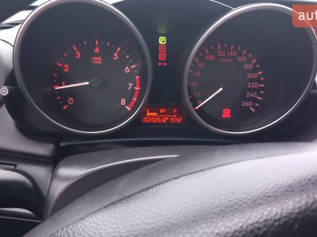 Білий Мазда 3, об'ємом двигуна 2 л та пробігом 145 тис. км за 7000 $, фото 4 на Automoto.ua