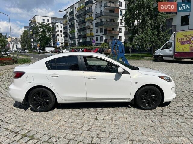 Білий Мазда 3, об'ємом двигуна 1.6 л та пробігом 229 тис. км за 6999 $, фото 5 на Automoto.ua