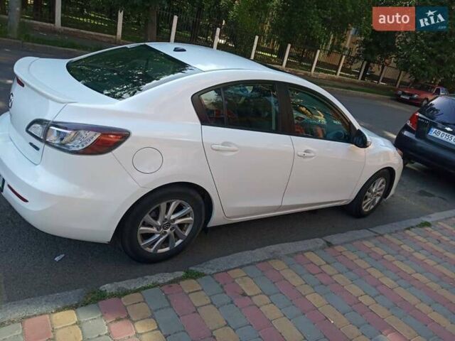 Белый Мазда 3, объемом двигателя 2 л и пробегом 252 тыс. км за 8300 $, фото 19 на Automoto.ua