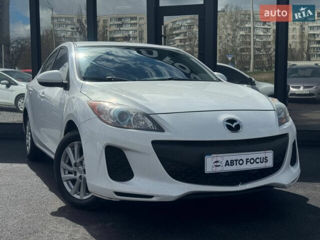 Білий Мазда 3, об'ємом двигуна 2 л та пробігом 249 тис. км за 7390 $, фото 1 на Automoto.ua