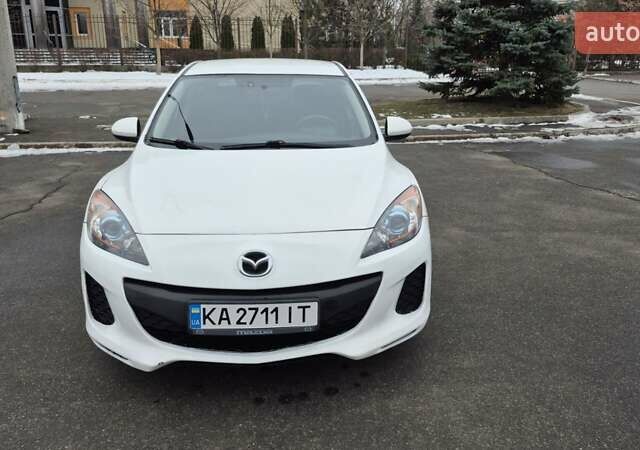 Білий Мазда 3, об'ємом двигуна 2 л та пробігом 231 тис. км за 8200 $, фото 3 на Automoto.ua