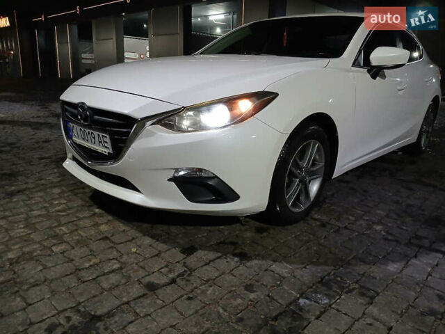 Белый Мазда 3, объемом двигателя 2 л и пробегом 123 тыс. км за 8900 $, фото 28 на Automoto.ua