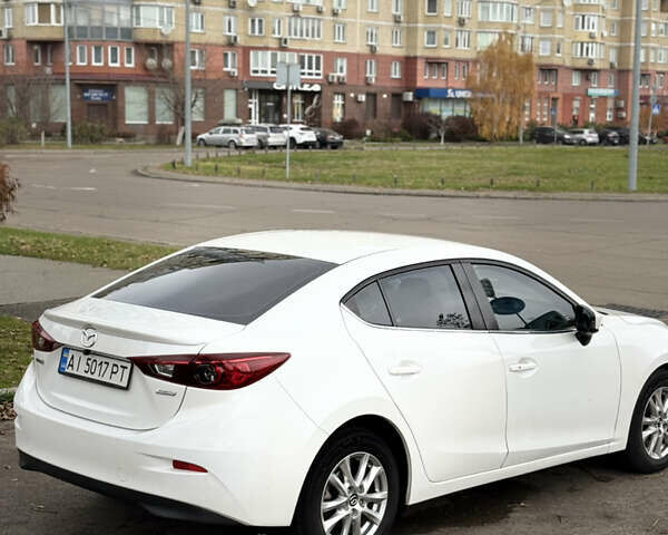 Белый Мазда 3, объемом двигателя 2 л и пробегом 183 тыс. км за 9500 $, фото 13 на Automoto.ua