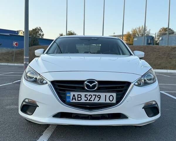 Белый Мазда 3, объемом двигателя 2 л и пробегом 157 тыс. км за 11500 $, фото 5 на Automoto.ua