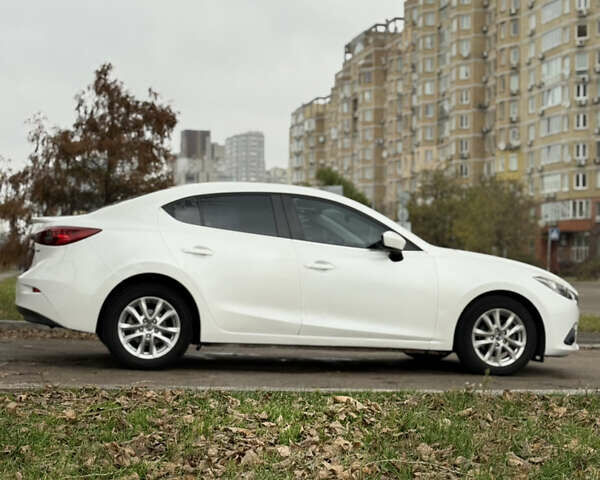 Белый Мазда 3, объемом двигателя 2 л и пробегом 183 тыс. км за 9500 $, фото 15 на Automoto.ua