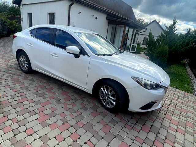 Белый Мазда 3, объемом двигателя 2 л и пробегом 140 тыс. км за 10100 $, фото 3 на Automoto.ua