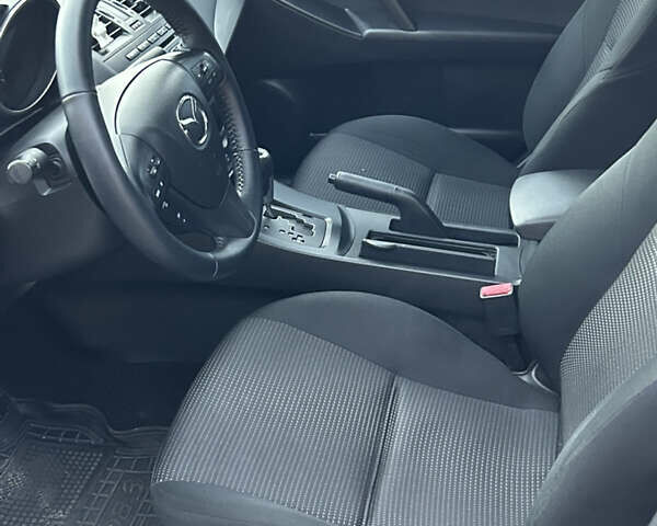 Мазда 3 2013 у Прилуках на Automoto.ua Білий Мазда 3, об'ємом двигуна 2 л та пробігом 215 тис. км за 7650 $, фото 10 на Automoto.ua