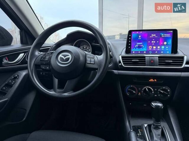 Білий Мазда 3, об'ємом двигуна 2 л та пробігом 195 тис. км за 10490 $, фото 13 на Automoto.ua
