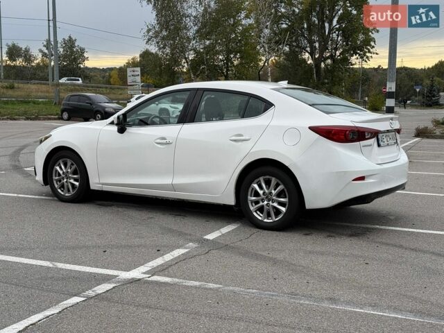 Белый Мазда 3, объемом двигателя 2 л и пробегом 312 тыс. км за 7800 $, фото 10 на Automoto.ua
