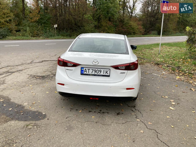Белый Мазда 3, объемом двигателя 2.2 л и пробегом 260 тыс. км за 9999 $, фото 11 на Automoto.ua