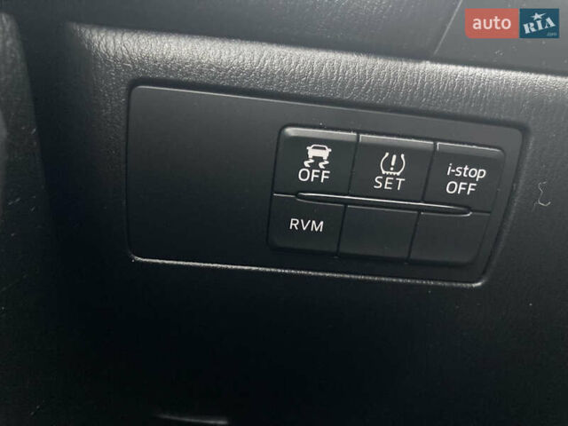 Белый Мазда 3, объемом двигателя 2.2 л и пробегом 260 тыс. км за 9999 $, фото 19 на Automoto.ua