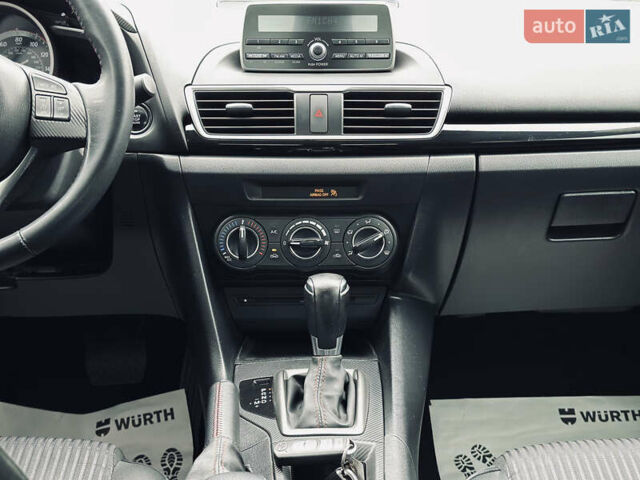 Белый Мазда 3, объемом двигателя 2 л и пробегом 208 тыс. км за 8899 $, фото 40 на Automoto.ua