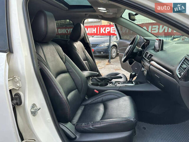Білий Мазда 3, об'ємом двигуна 2 л та пробігом 276 тис. км за 7999 $, фото 30 на Automoto.ua