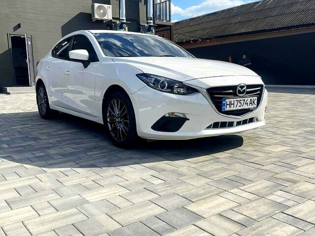 Білий Мазда 3, об'ємом двигуна 2 л та пробігом 182 тис. км за 9600 $, фото 2 на Automoto.ua