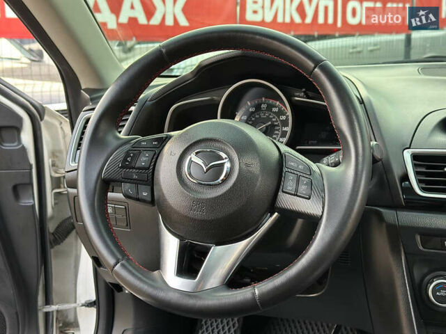 Білий Мазда 3, об'ємом двигуна 2 л та пробігом 276 тис. км за 7999 $, фото 24 на Automoto.ua