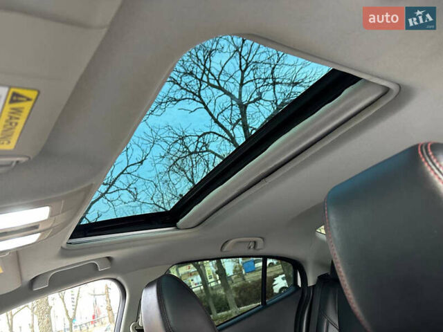 Білий Мазда 3, об'ємом двигуна 2 л та пробігом 276 тис. км за 7999 $, фото 16 на Automoto.ua