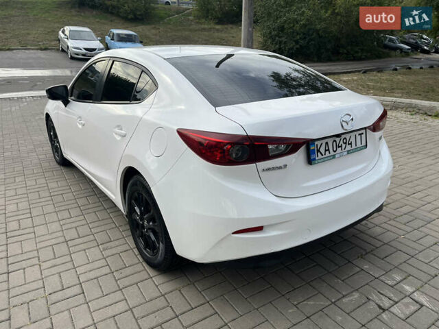 Білий Мазда 3, об'ємом двигуна 2 л та пробігом 175 тис. км за 10700 $, фото 10 на Automoto.ua