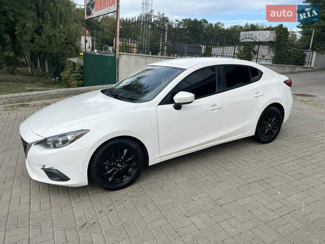 Білий Мазда 3, об'ємом двигуна 2 л та пробігом 175 тис. км за 10700 $, фото 3 на Automoto.ua