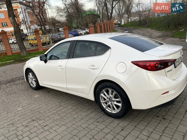 Білий Мазда 3, об'ємом двигуна 2 л та пробігом 150 тис. км за 9900 $, фото 4 на Automoto.ua