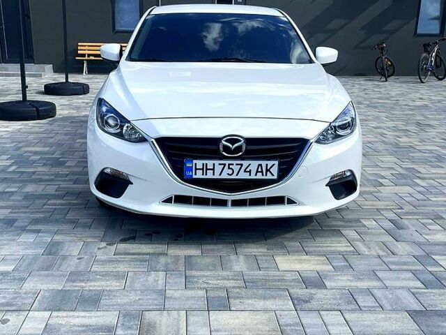 Білий Мазда 3, об'ємом двигуна 2 л та пробігом 182 тис. км за 9600 $, фото 1 на Automoto.ua