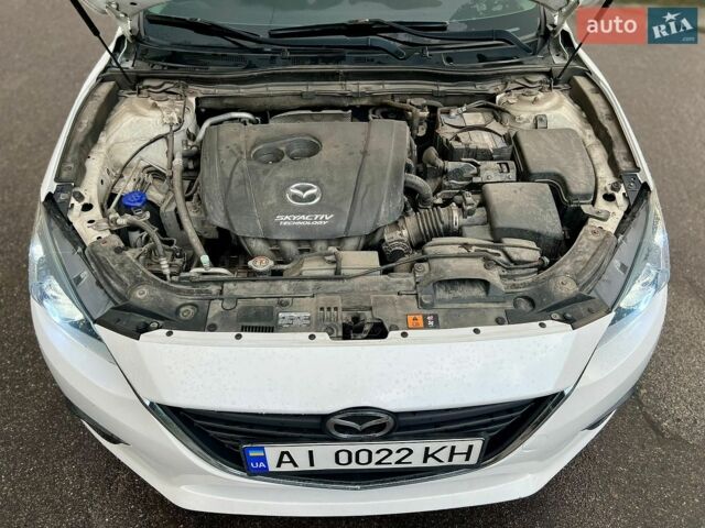 Белый Мазда 3, объемом двигателя 2 л и пробегом 208 тыс. км за 7700 $, фото 33 на Automoto.ua