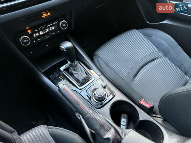 Белый Мазда 3, объемом двигателя 2 л и пробегом 112 тыс. км за 11500 $, фото 14 на Automoto.ua