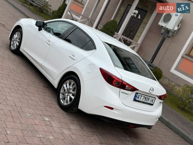 Белый Мазда 3, объемом двигателя 2.19 л и пробегом 268 тыс. км за 9999 $, фото 15 на Automoto.ua