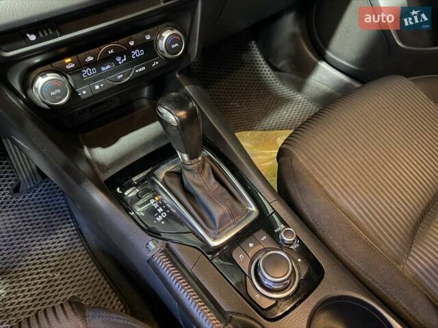 Белый Мазда 3, объемом двигателя 1.5 л и пробегом 56 тыс. км за 14000 $, фото 19 на Automoto.ua